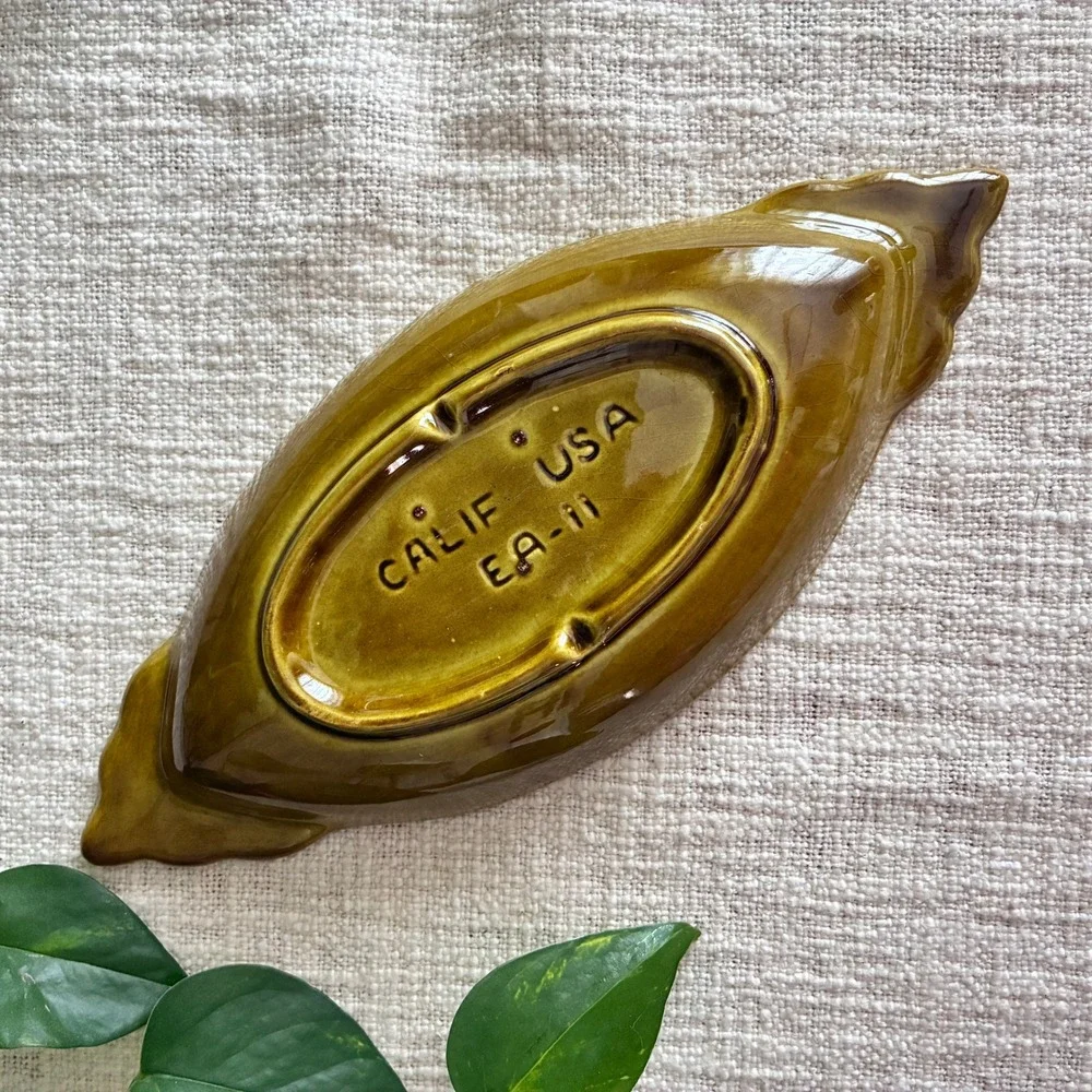 Calif USA striking vintage