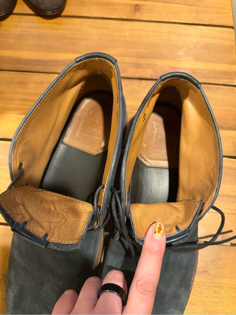 Aquatalia men chukka
