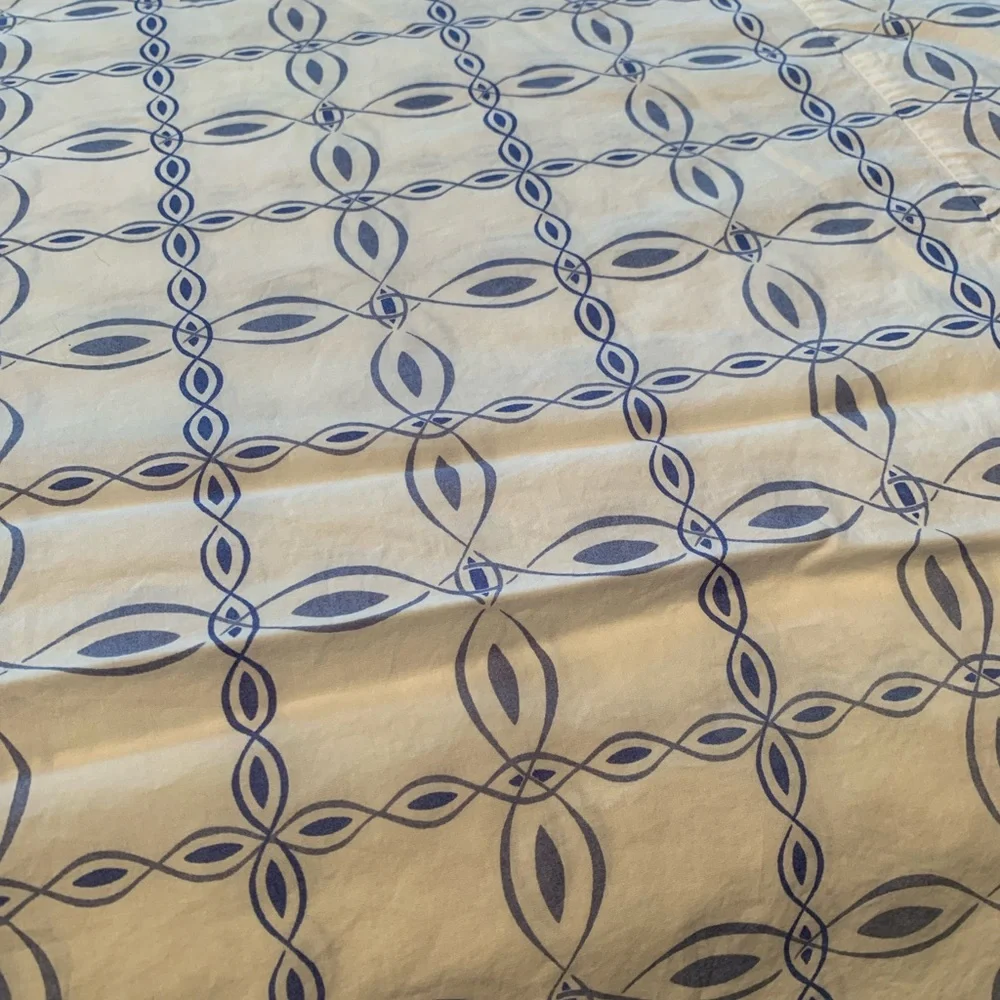 Matouk blue white