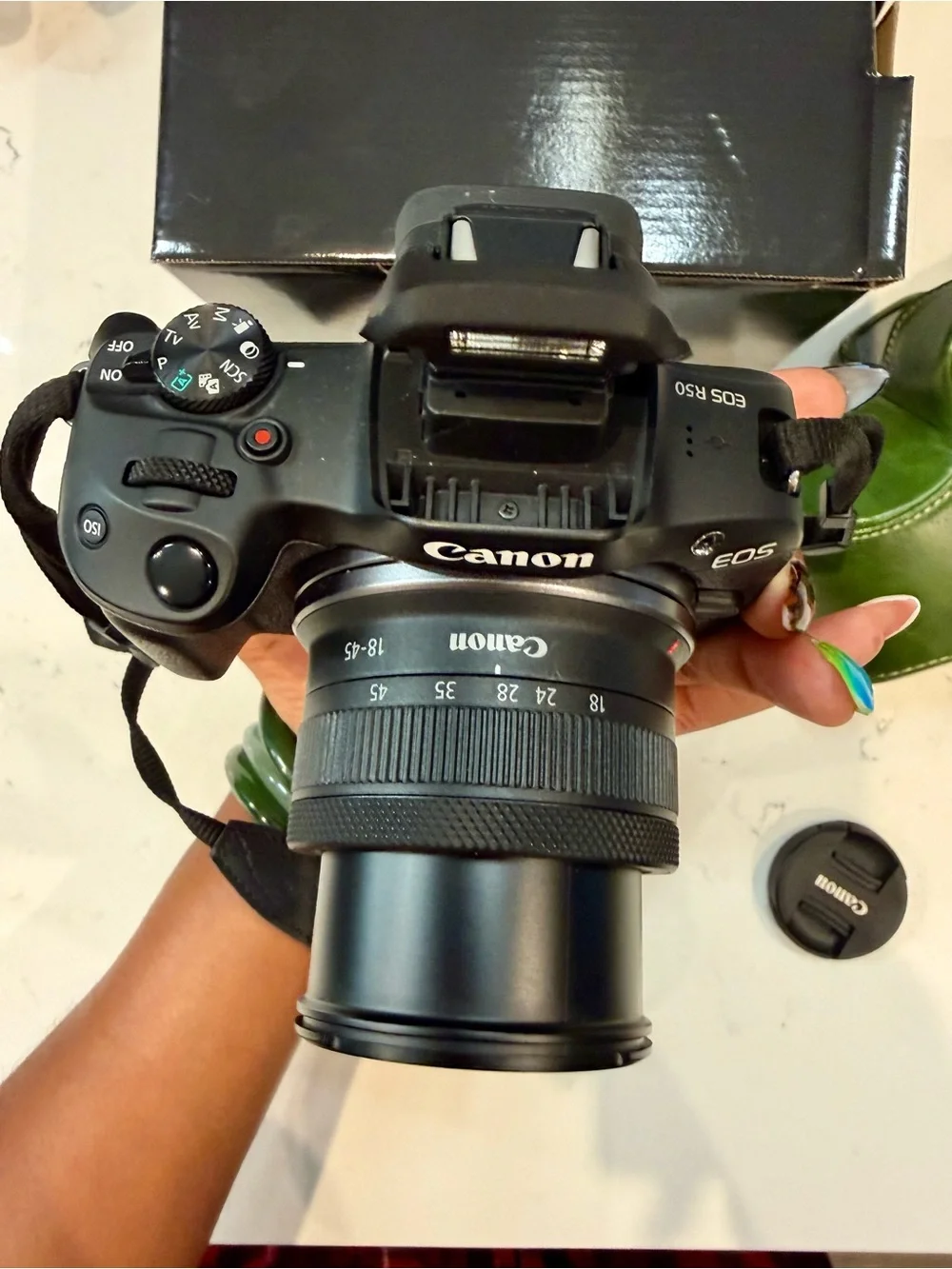 Canon eos r50