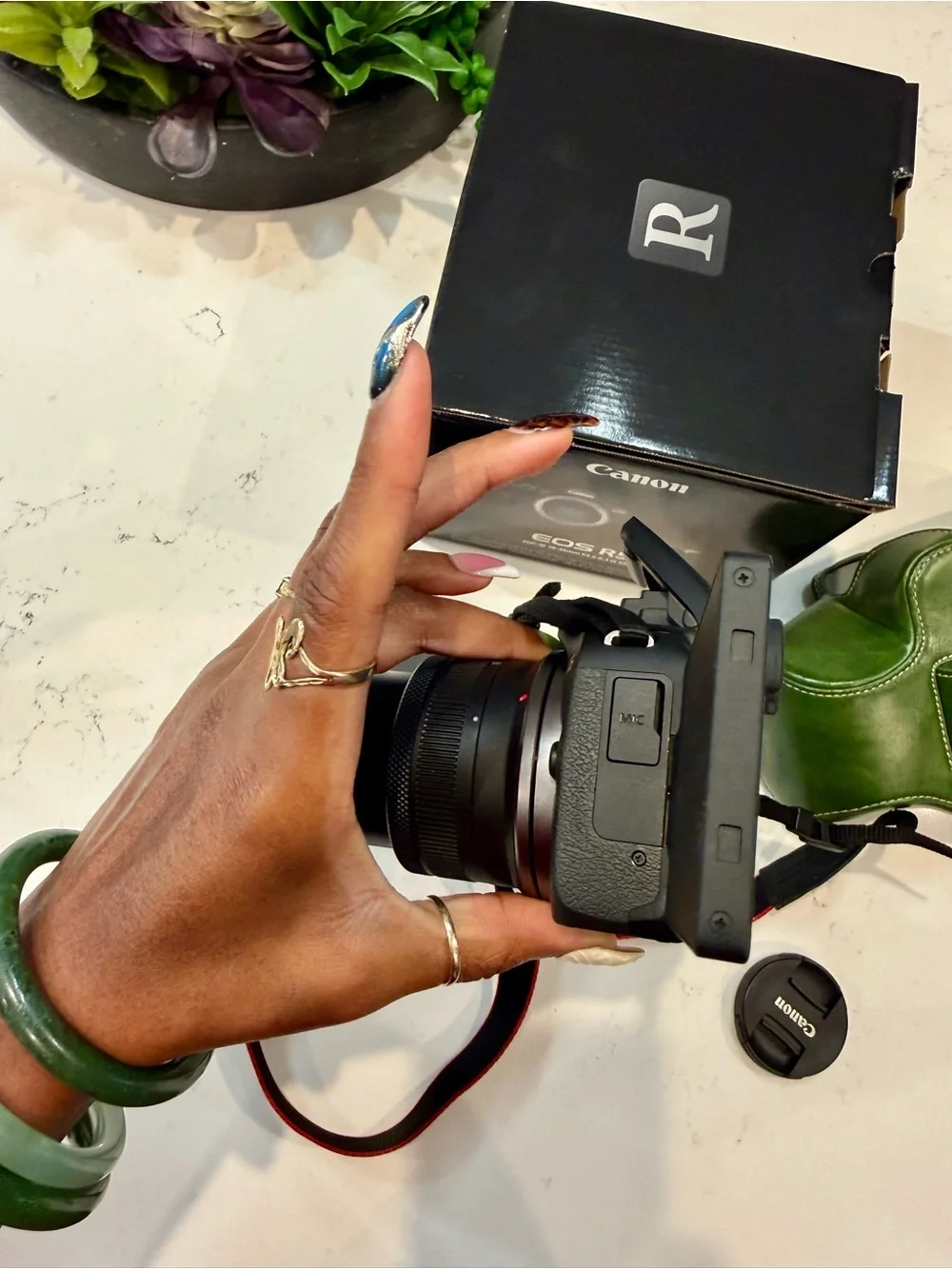 Canon eos r50