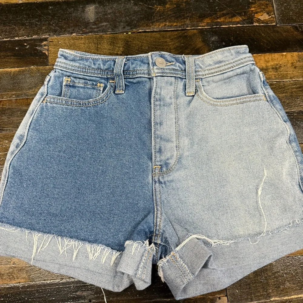 Hollister ultra high