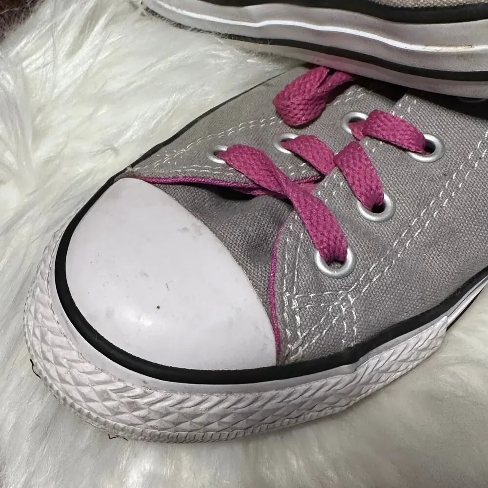 Converse Chuck Taylor All Star (CTAS) Madison Low Top Girls size 5 Pink & Gray