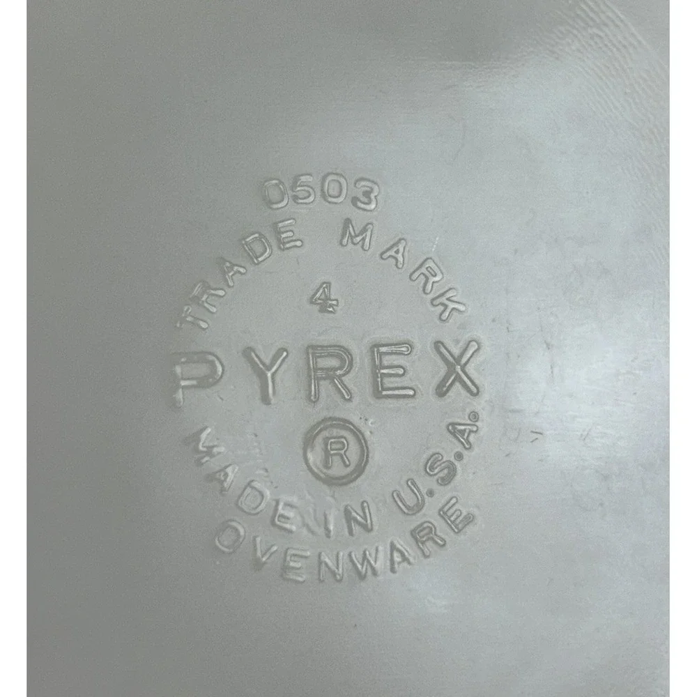 Pyrex vintage sunny