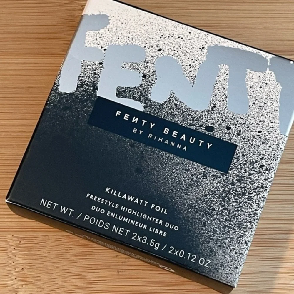 Fenty Beauty Foil & Everyday Vacay‎ Setting Powder Bundle
