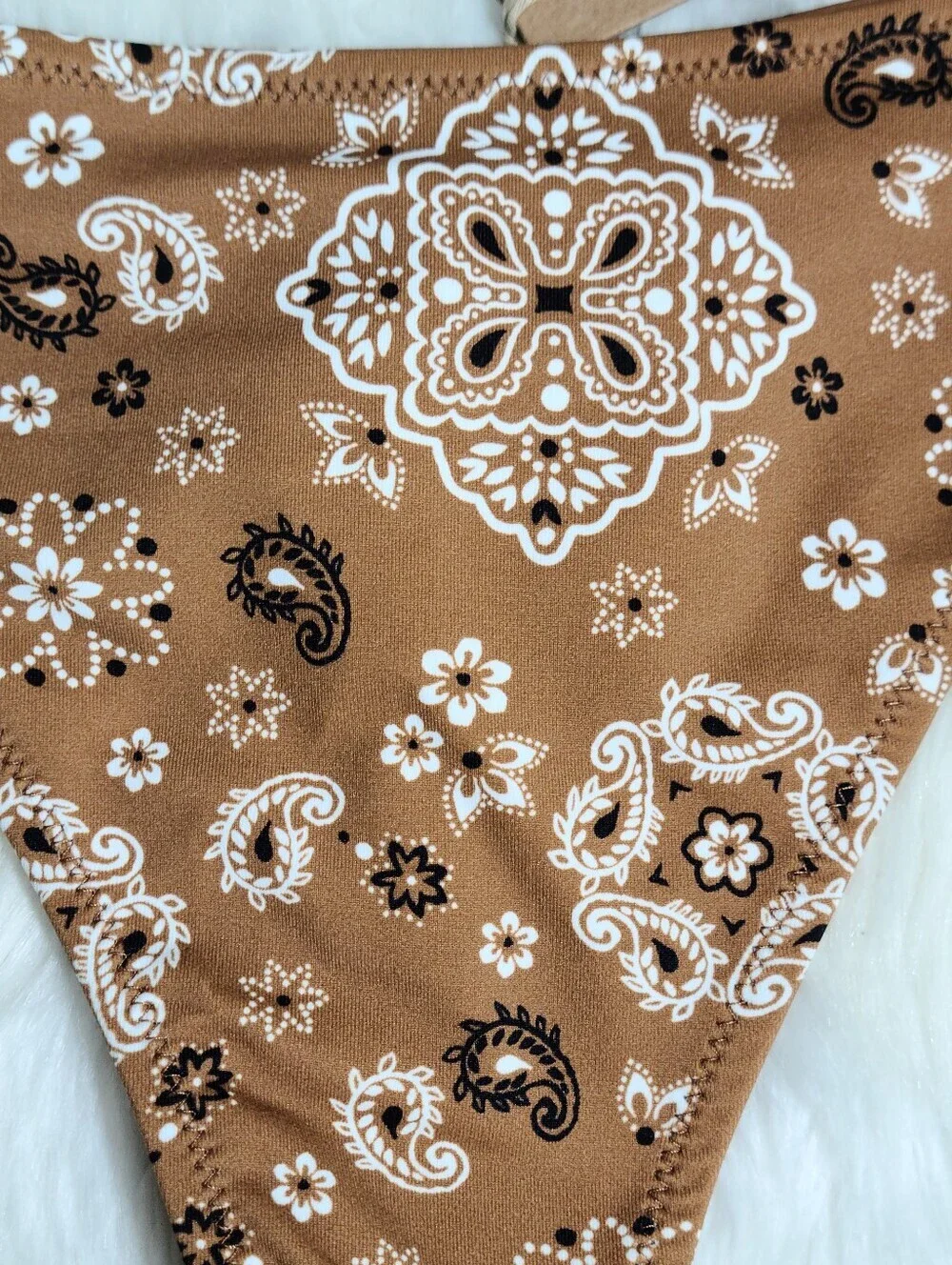 SKIMS Signature Swim Thong Bottom Brown Almond Bandana Women Medium NEW