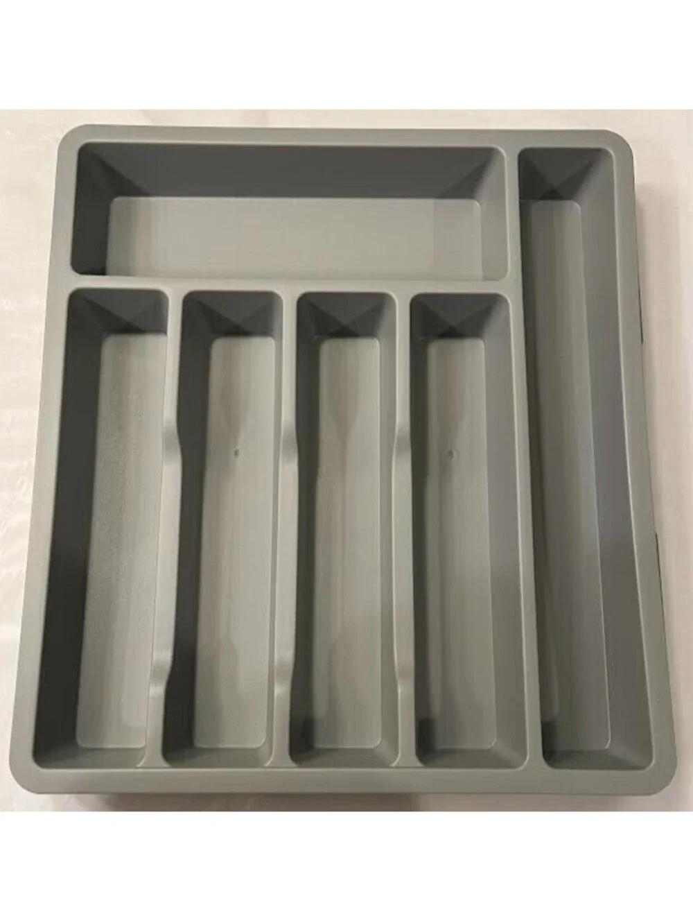 N/A grey expandable