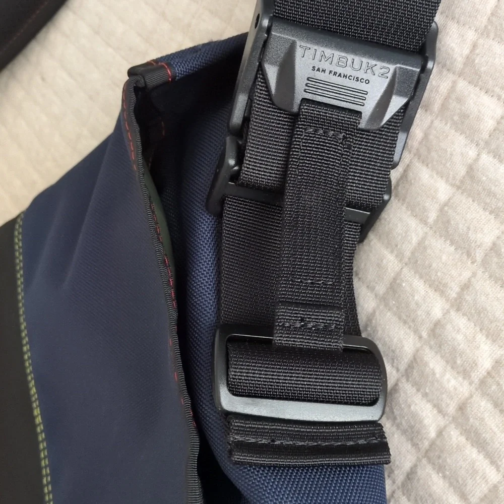 Timbuk2 reposhing this