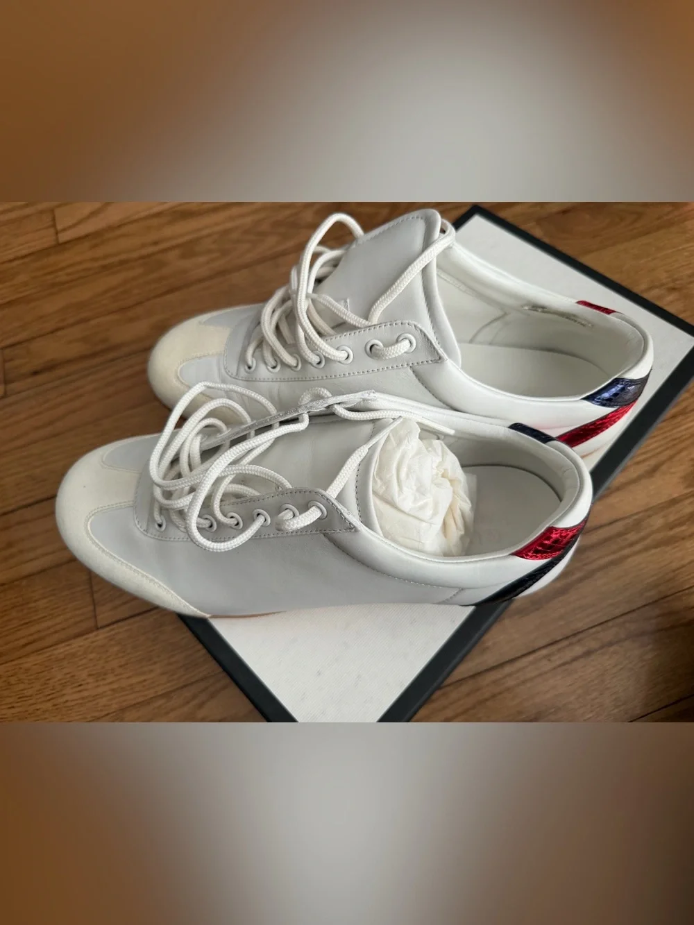 Gucci up leather lace