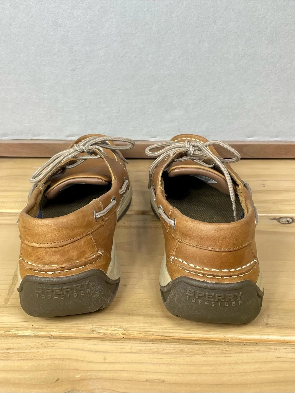 Sperry pre owned