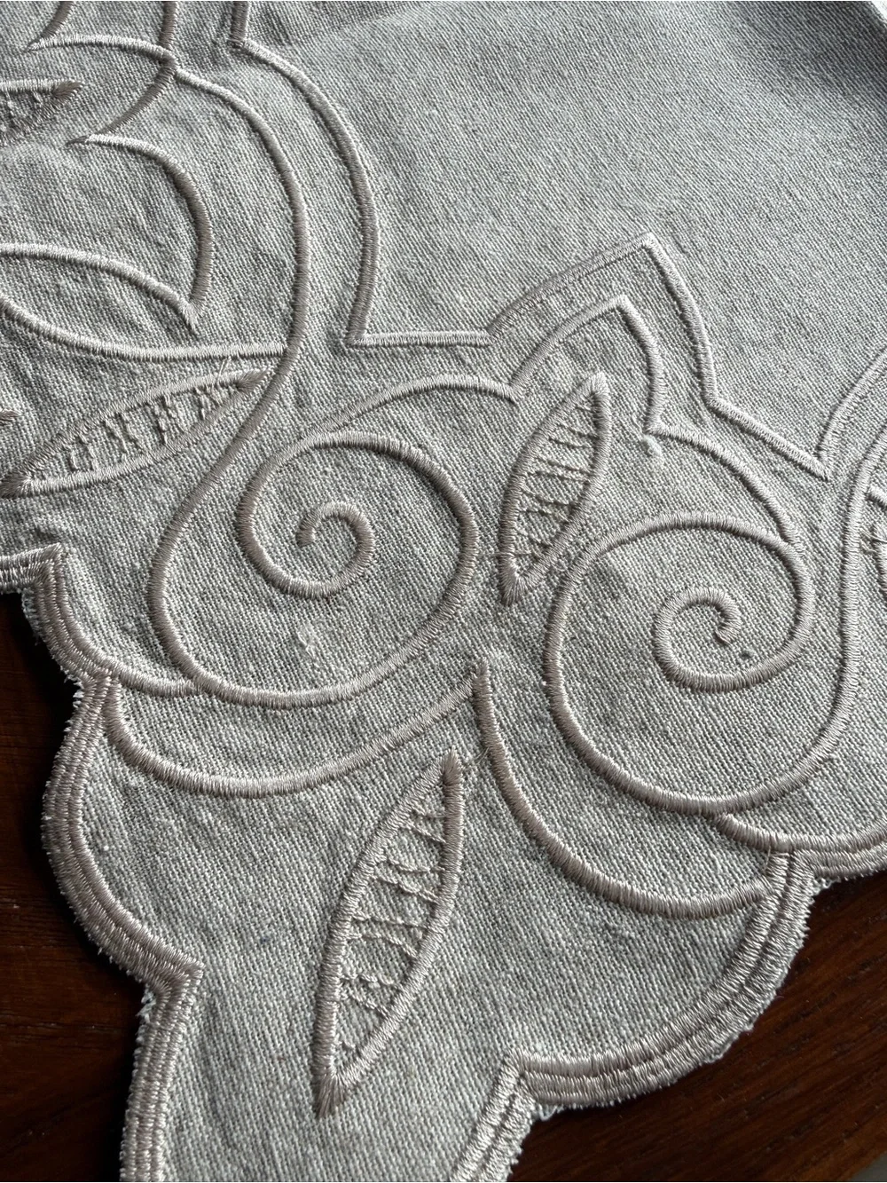Marie Mercie elegant cream