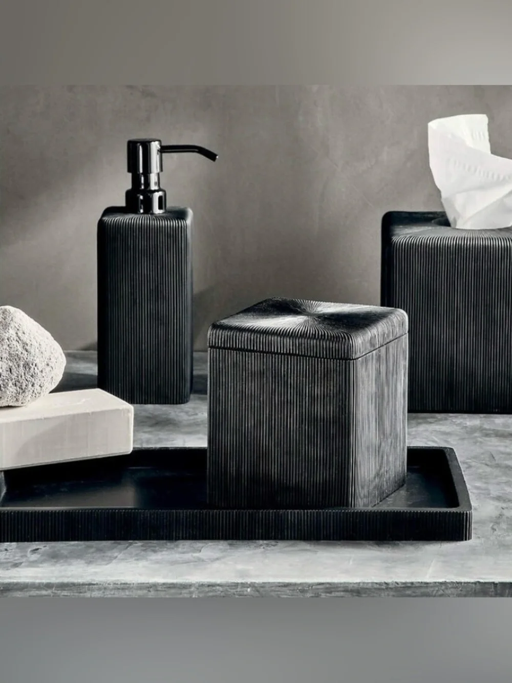 CB2 “parello pleated
