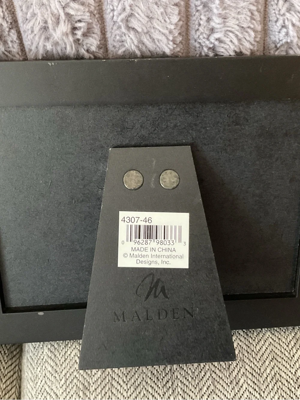 Malden simple black