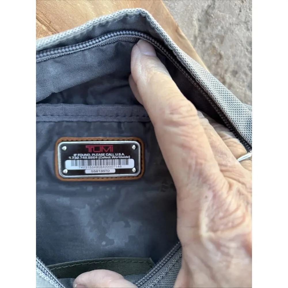 Tumi Waist Pack Fanny Pack Gray/Green 12” X 8” X 3.5