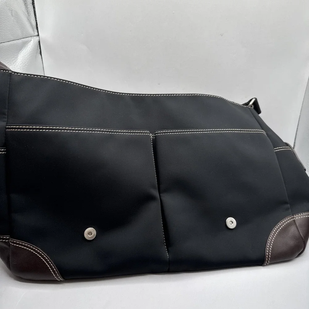 Levenger nylon crossbody