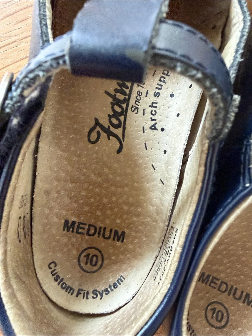 FootMates classic strap