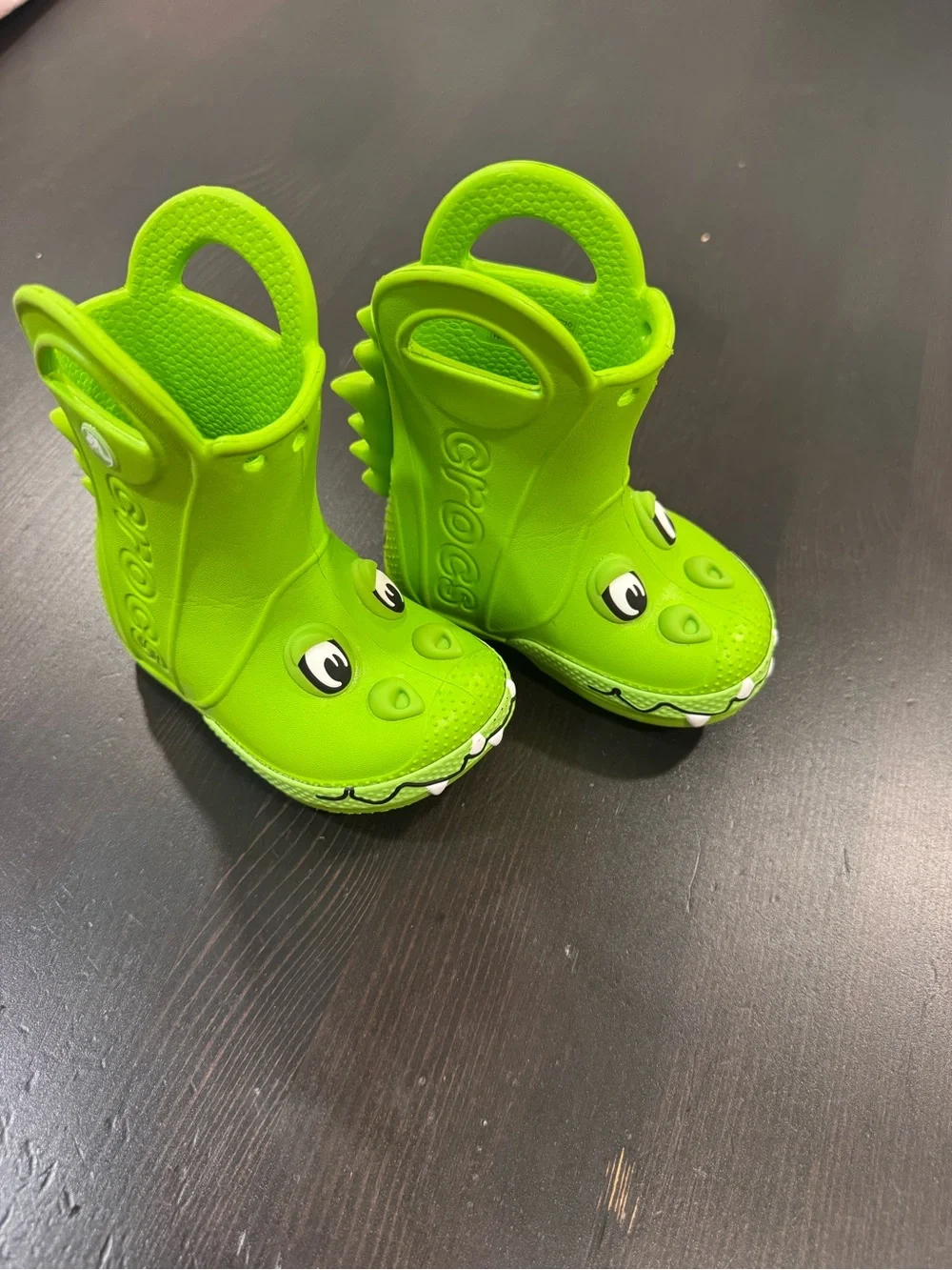 CROCS size c4