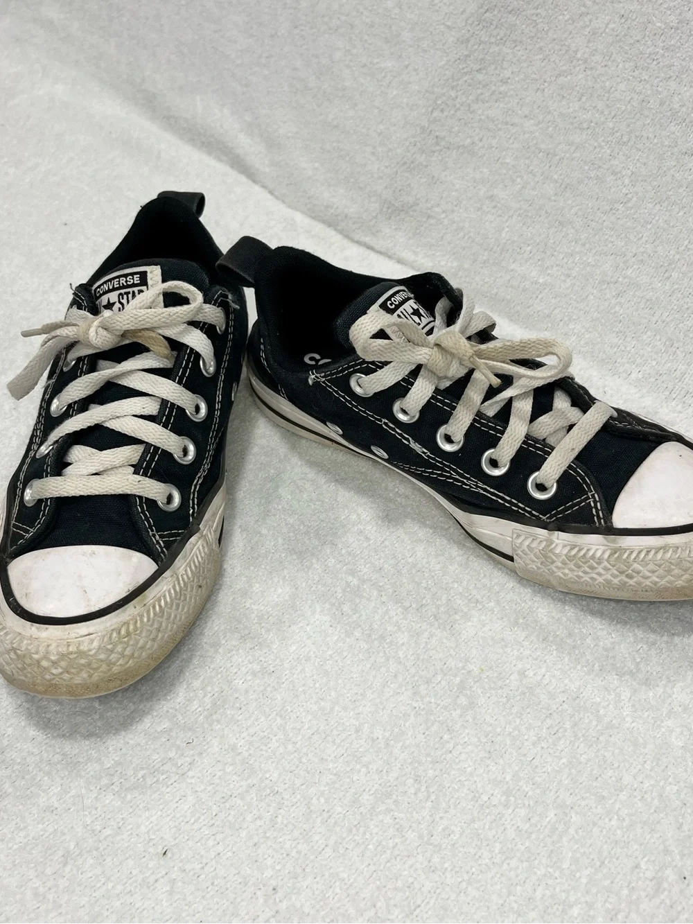 Converse classic low