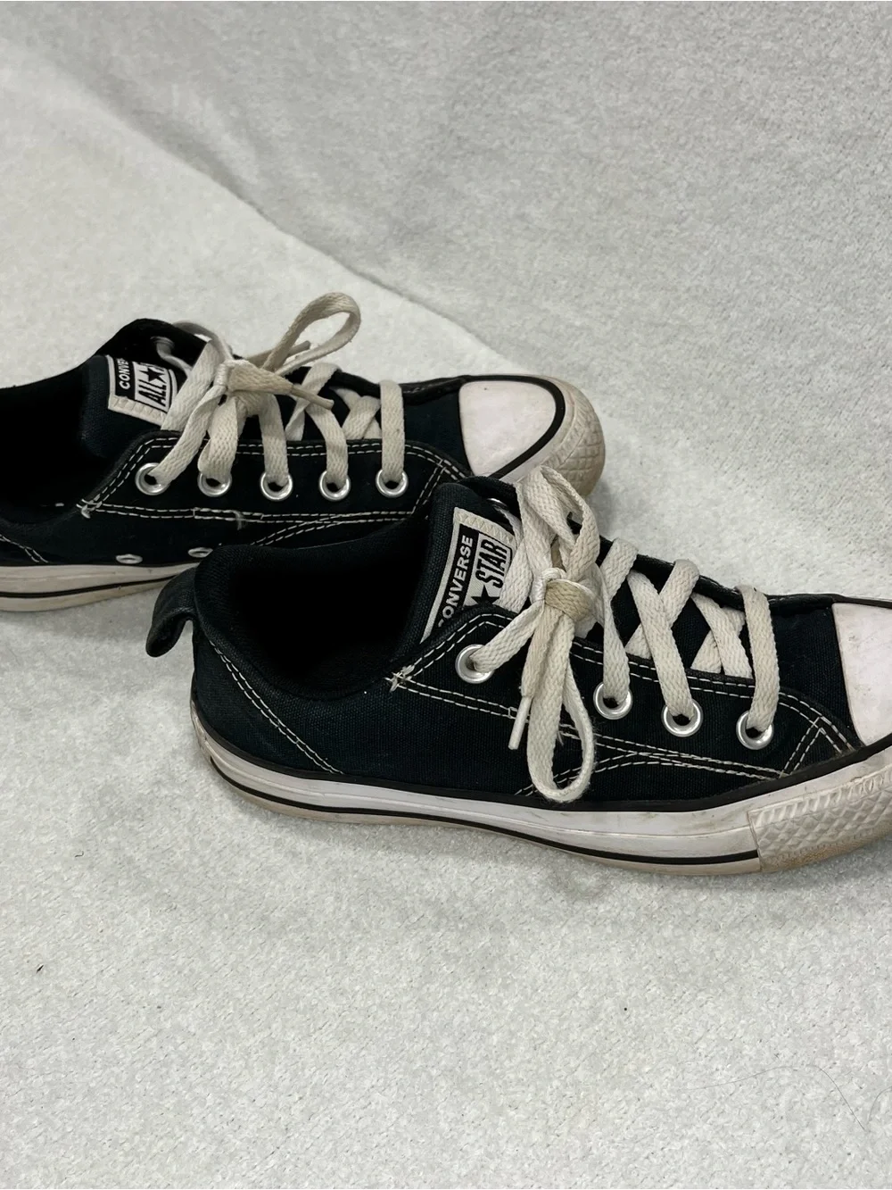 Converse classic low