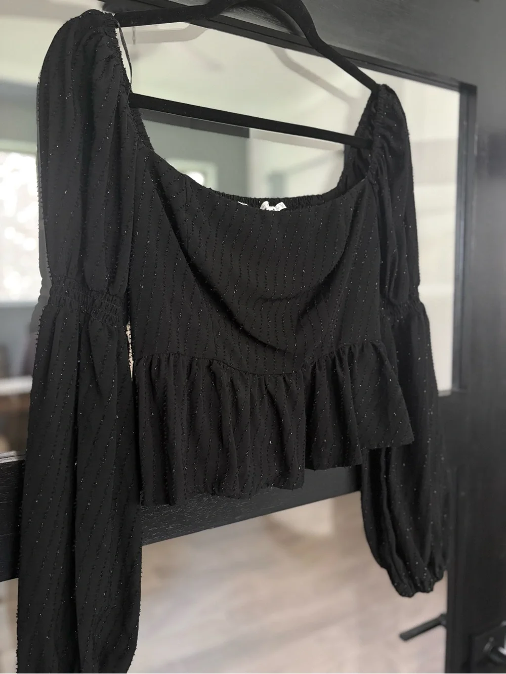 Astr label black