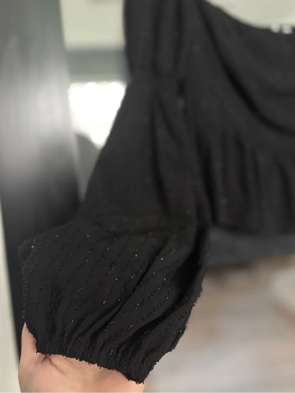 Astr label black