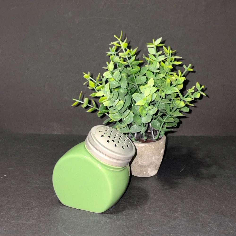 unbranded green ceramic