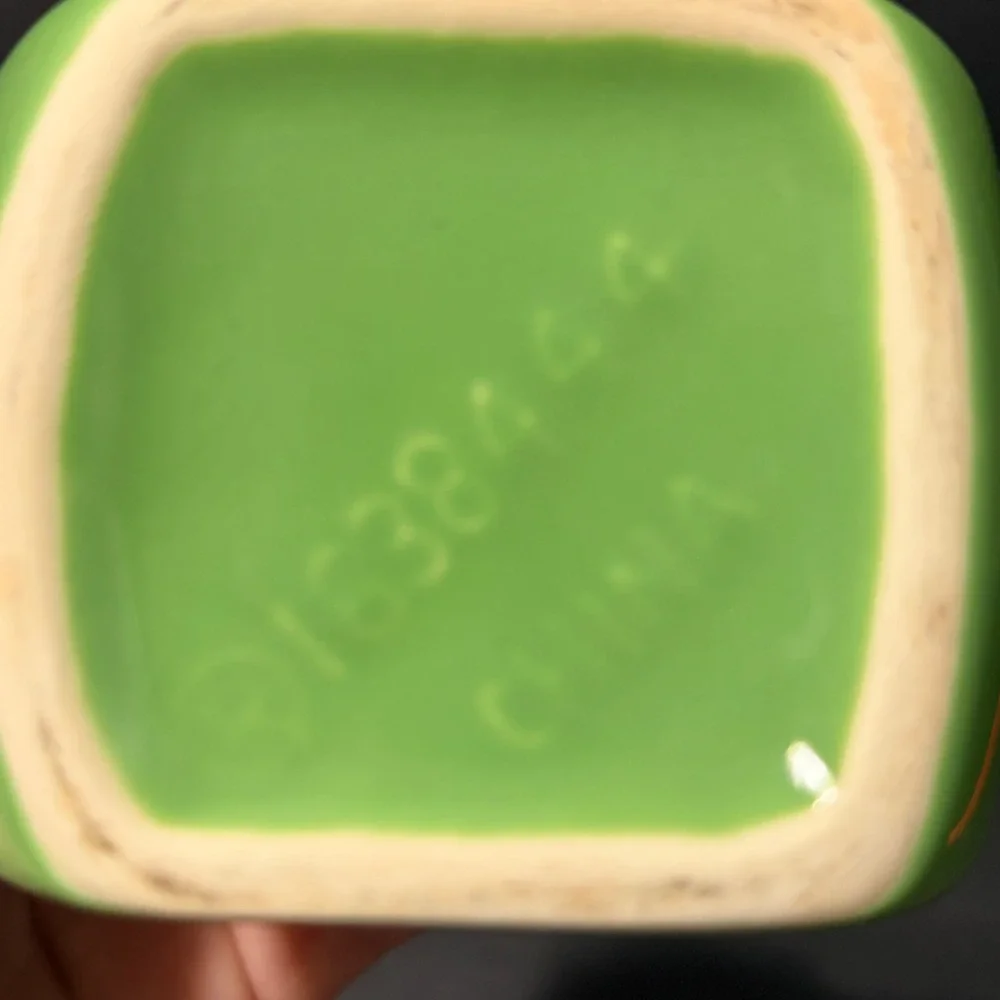 unbranded green ceramic