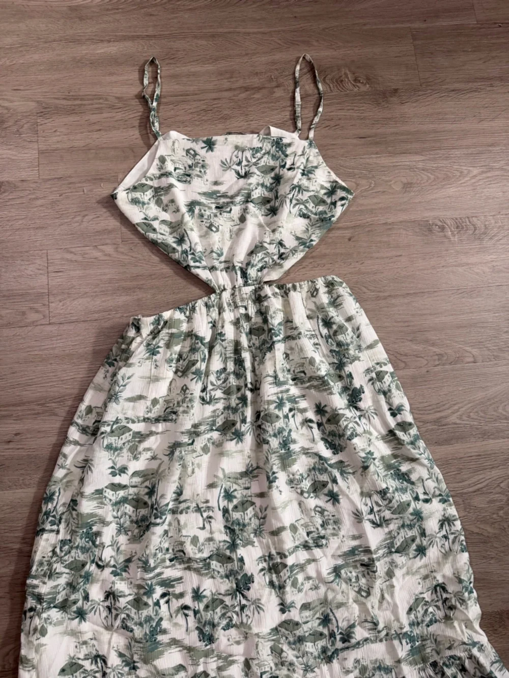 Abercrombie & Fitch sleeveless maxi