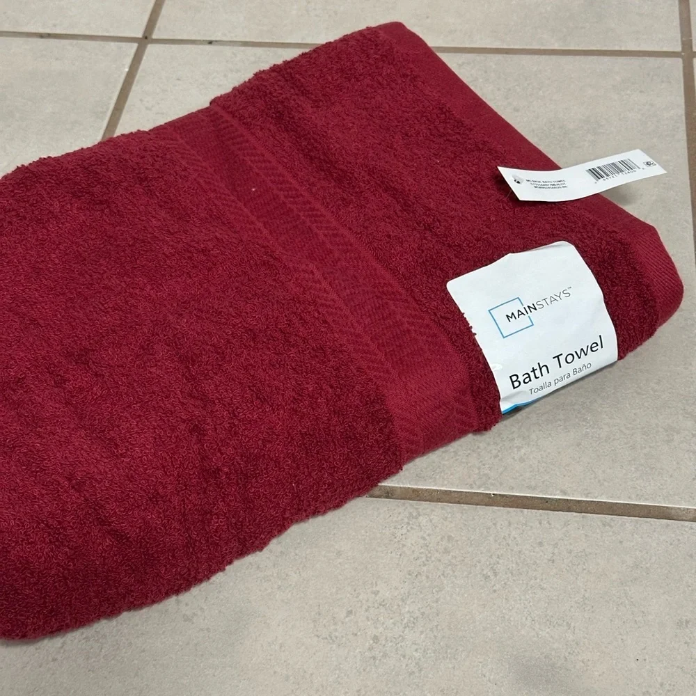 Mainstays red bath