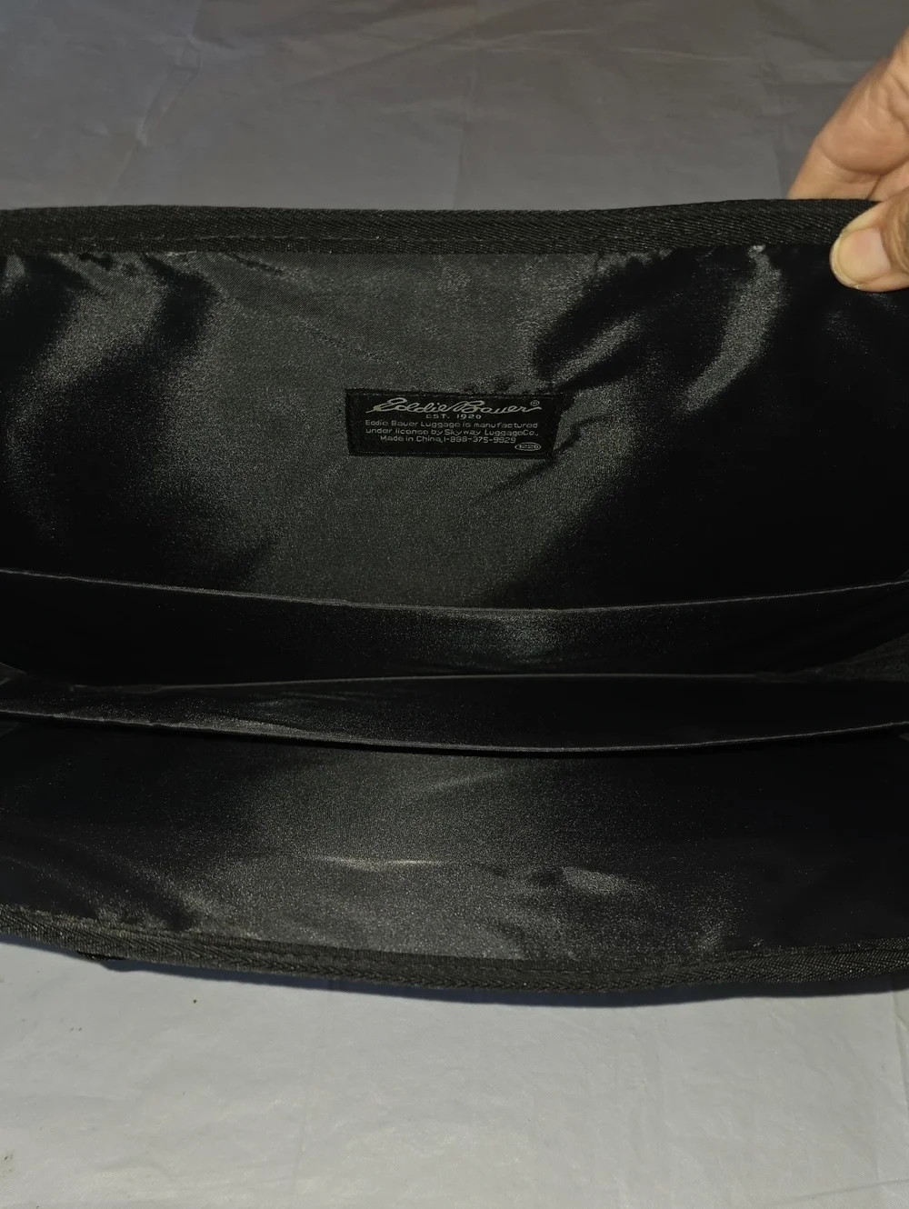 Eddie Bauer compact messenger