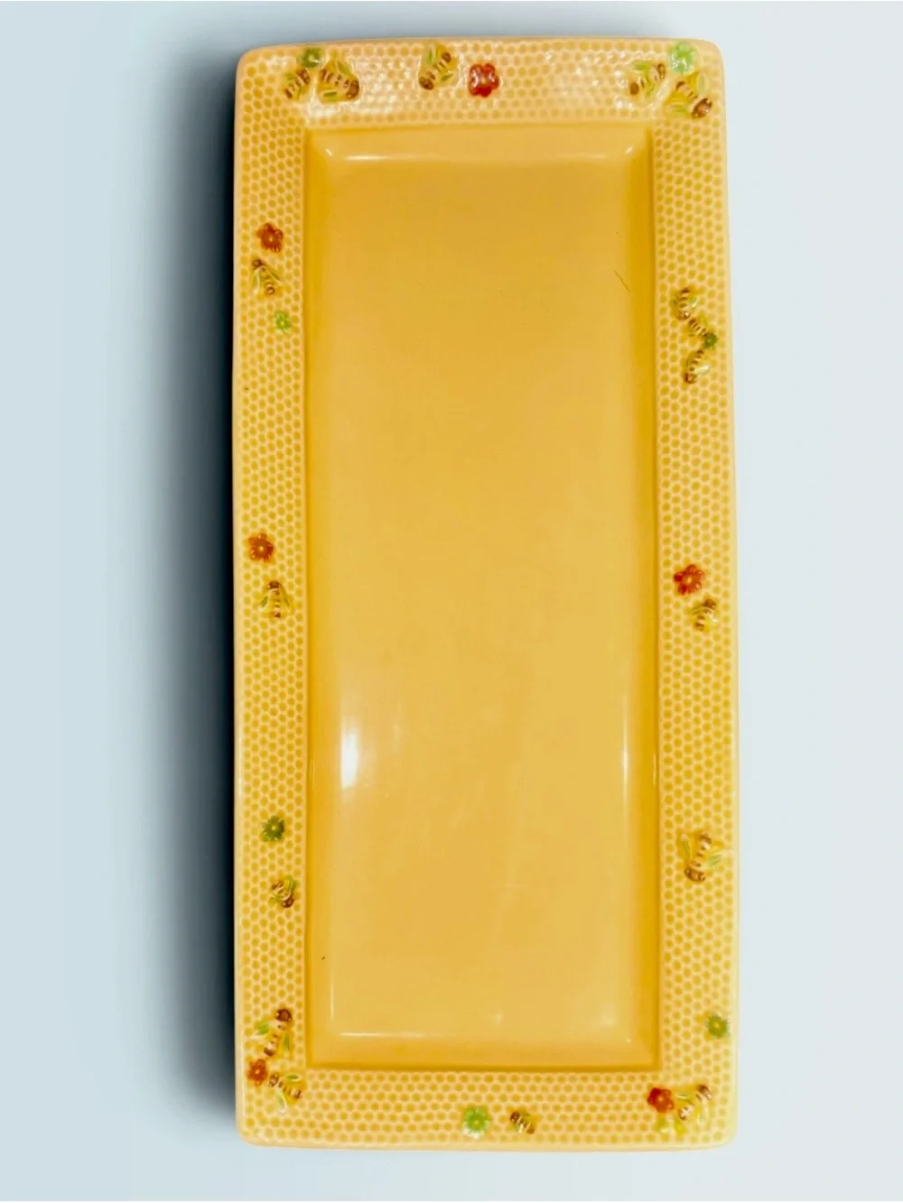 Williams-Sonoma Honeybee 19