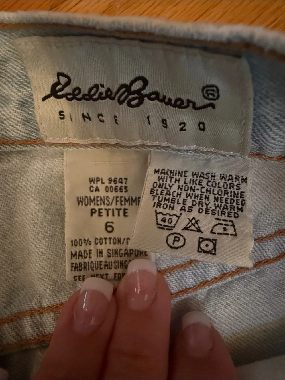 Eddie Bauer classic light