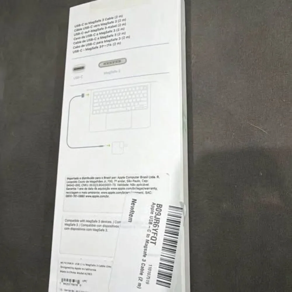 Unbranded genuine apple