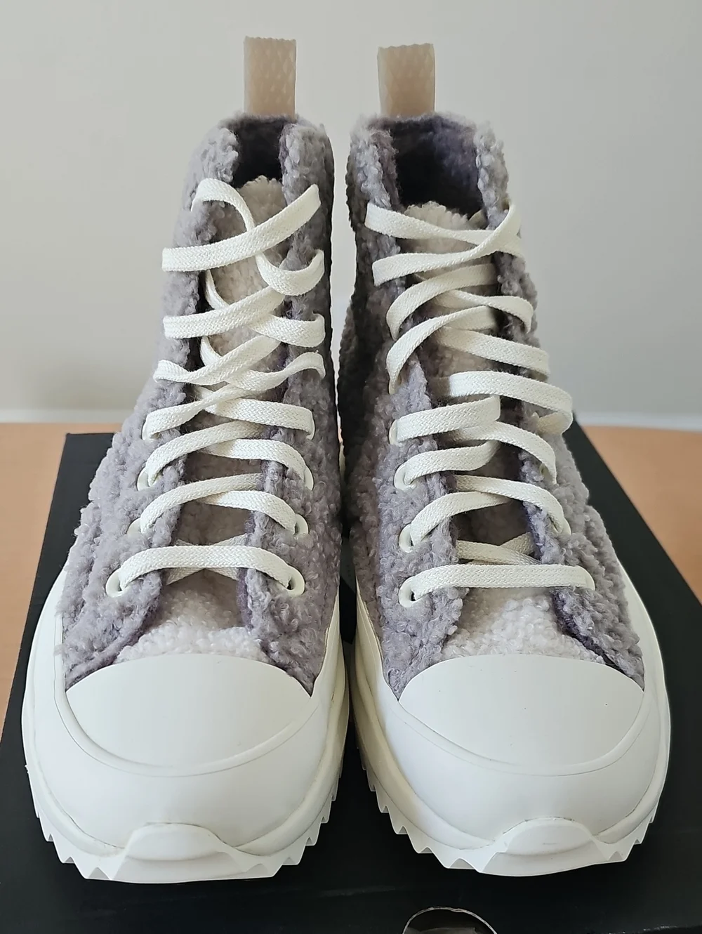 Converse questions leave