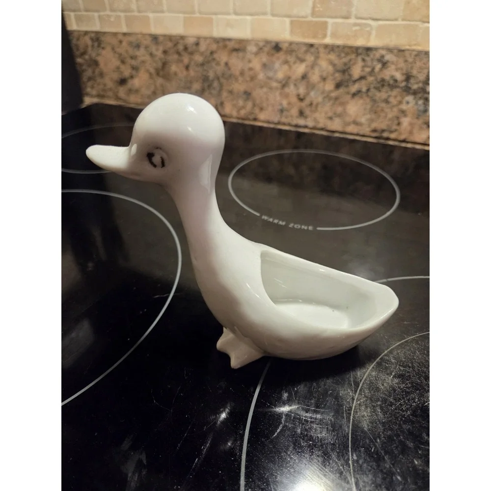Duck Head vintage white