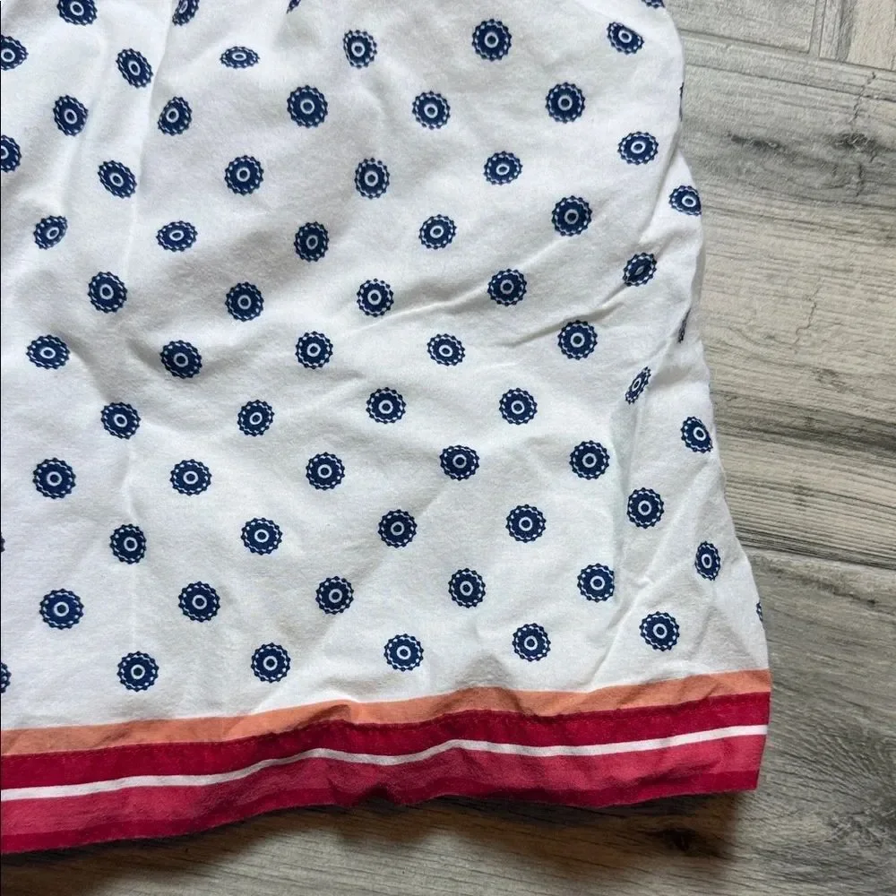 Old Navy charming casual