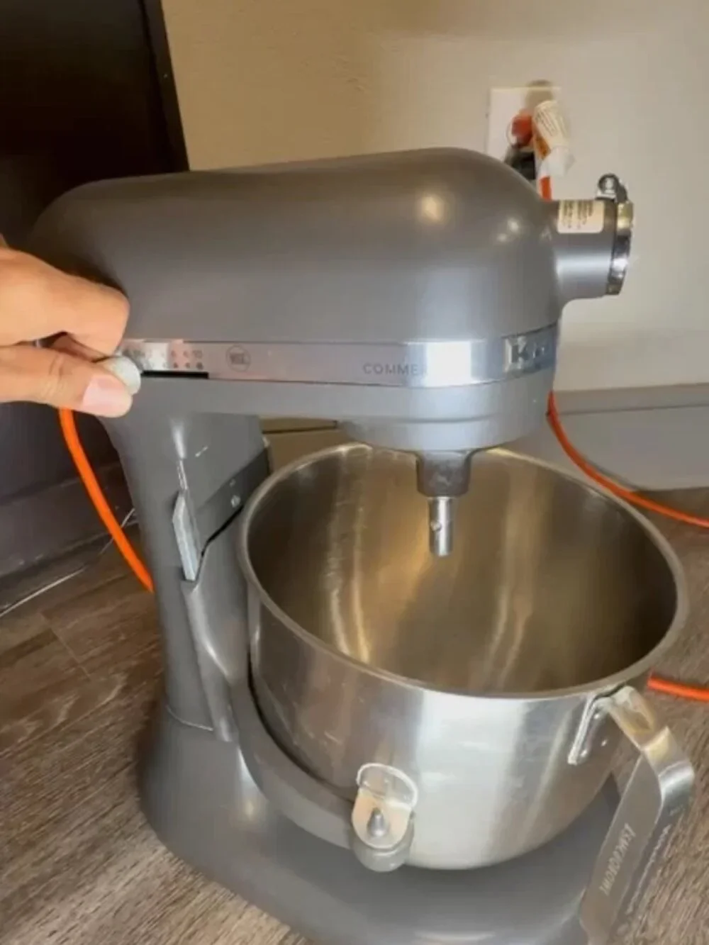 KitchenAid description please
