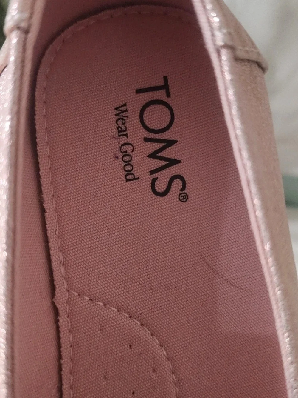 Toms sparkling rose