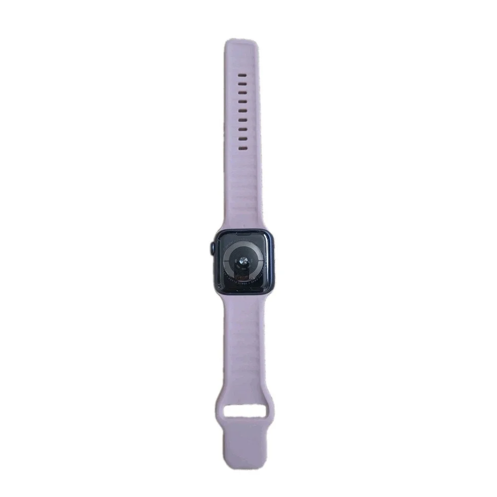 Apple Watch Series 4 Aluminum Case 16GB 40mm GPS Tracker Pink Silicone Band