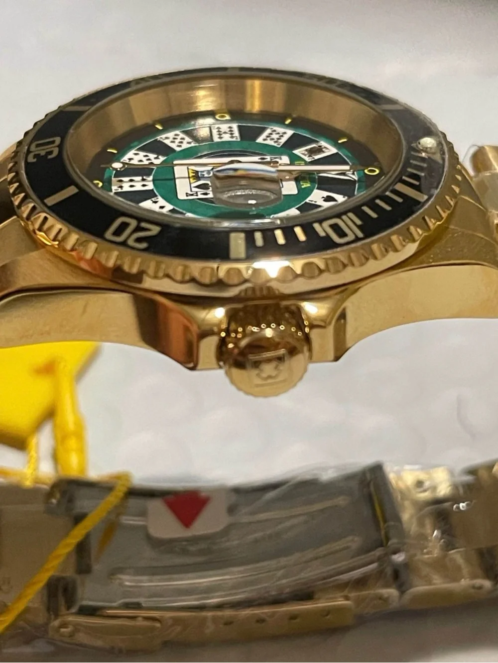 Invicta this eye