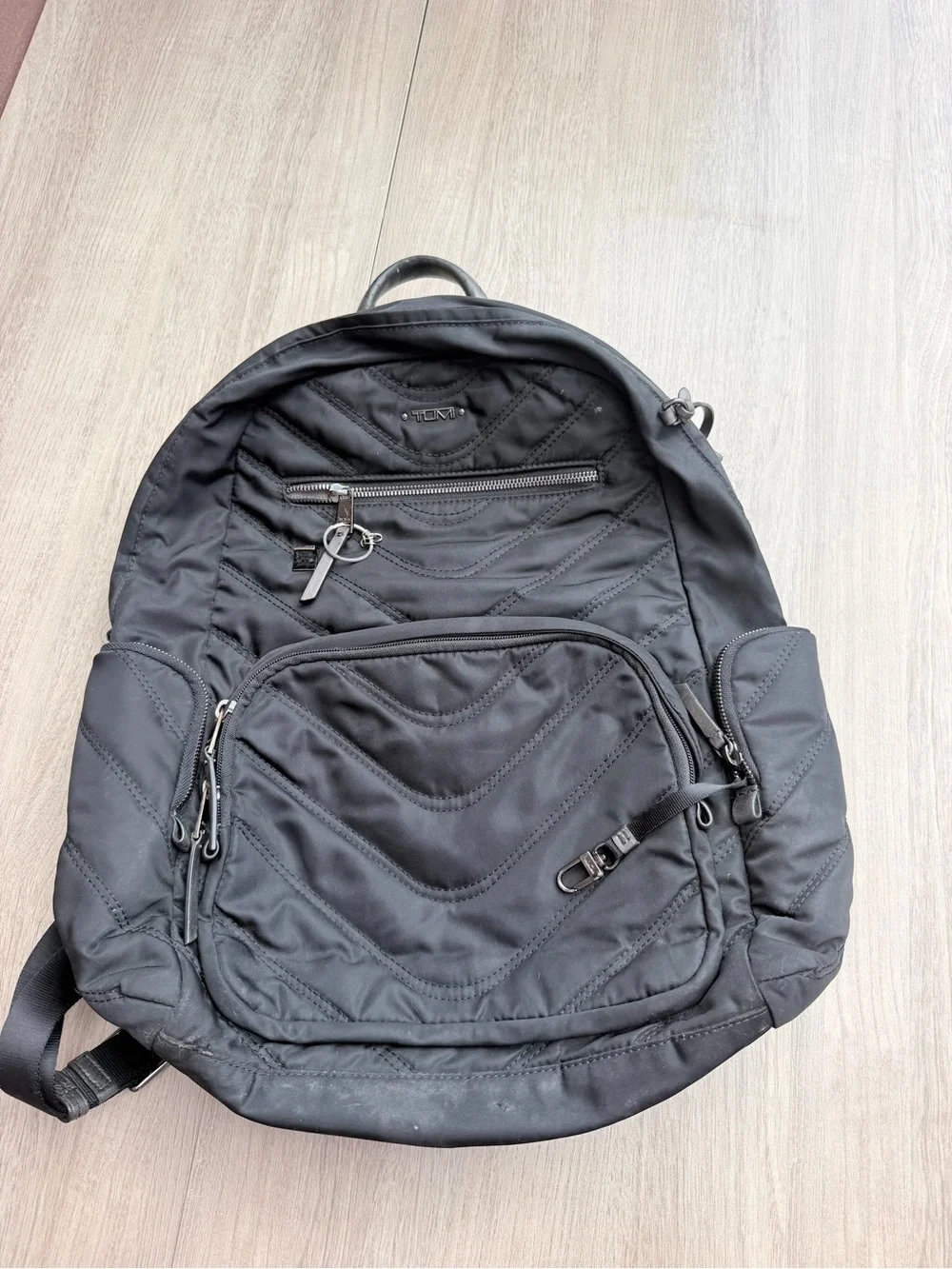 Tumi sleek quilted