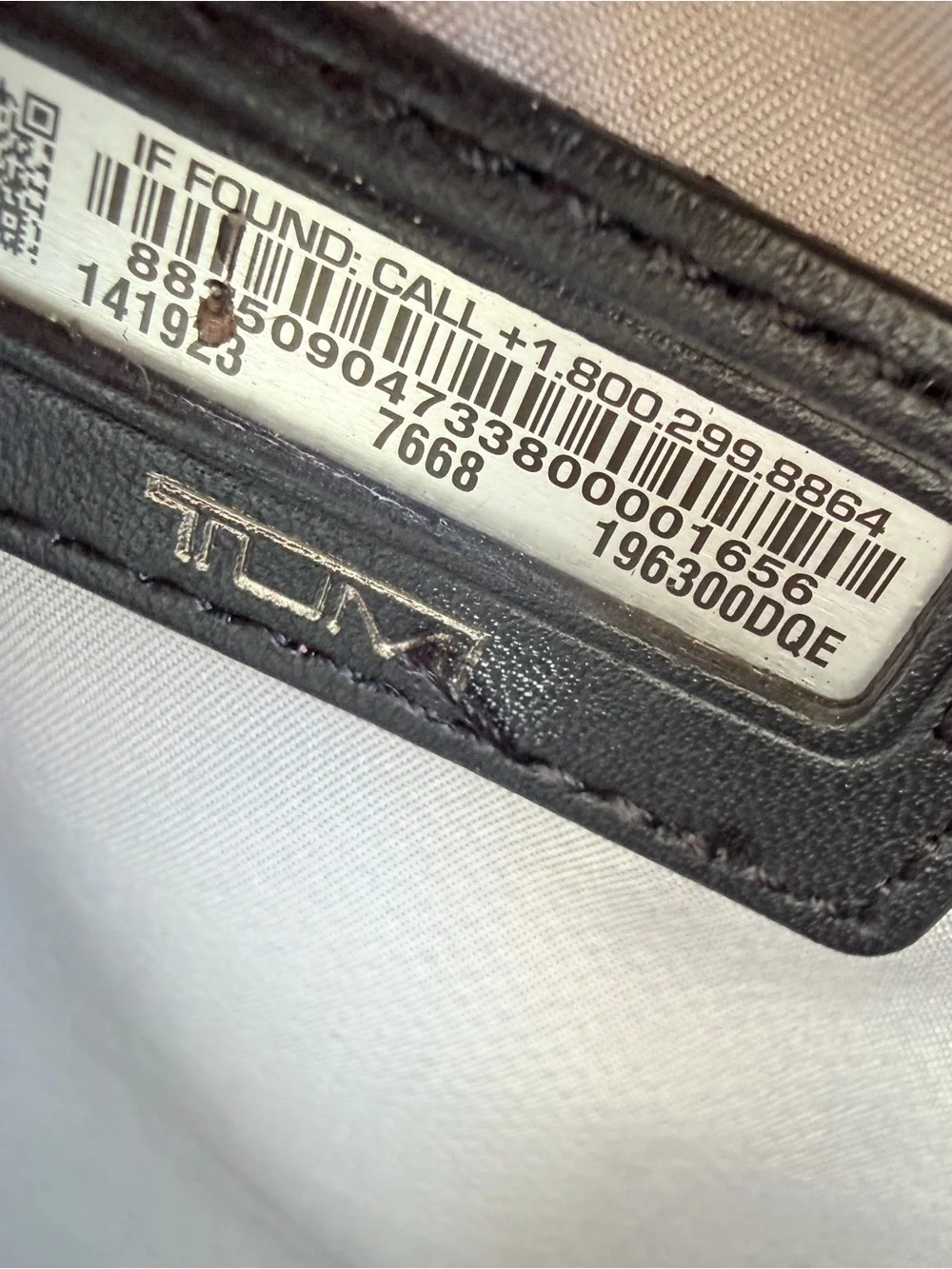 Tumi sleek quilted