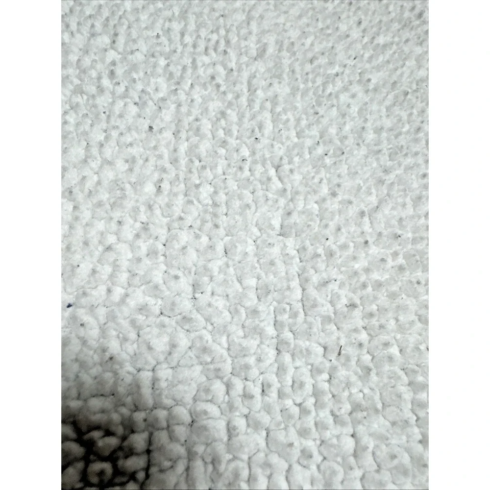 Circo gray white
