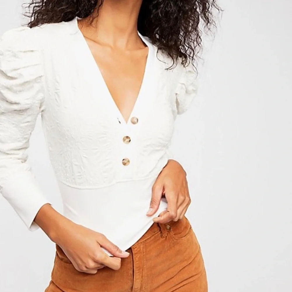 Free People natural front inches
