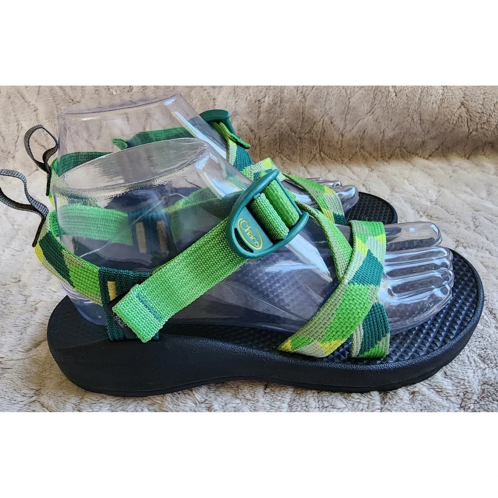 Chaco ecotread sandals
