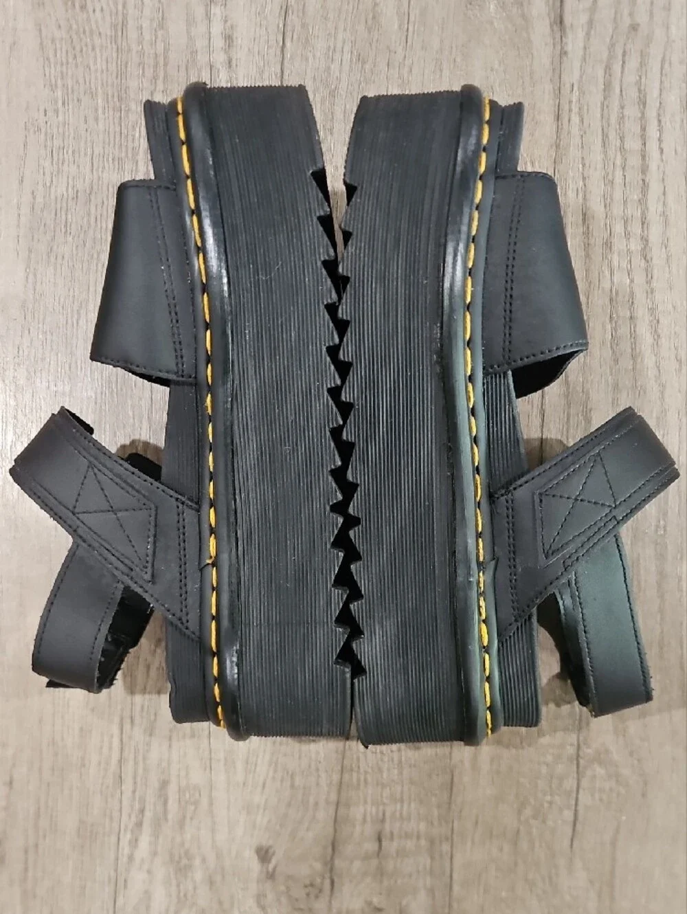 Dr. Martens pre loved