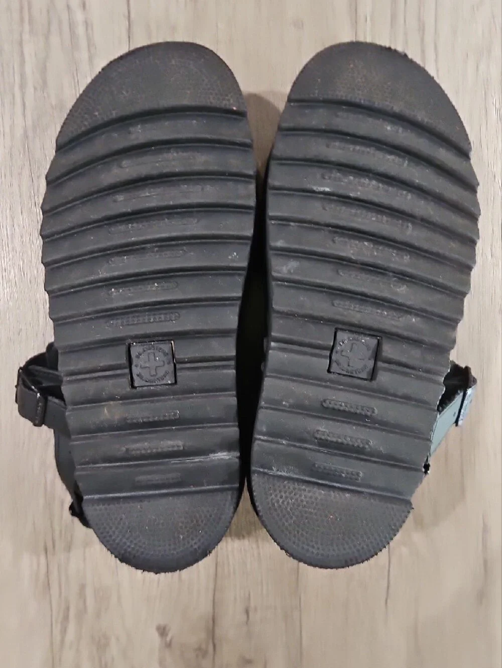 Dr. Martens pre loved