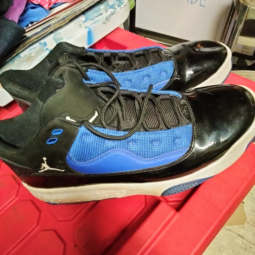 Jordan dynamic shoes