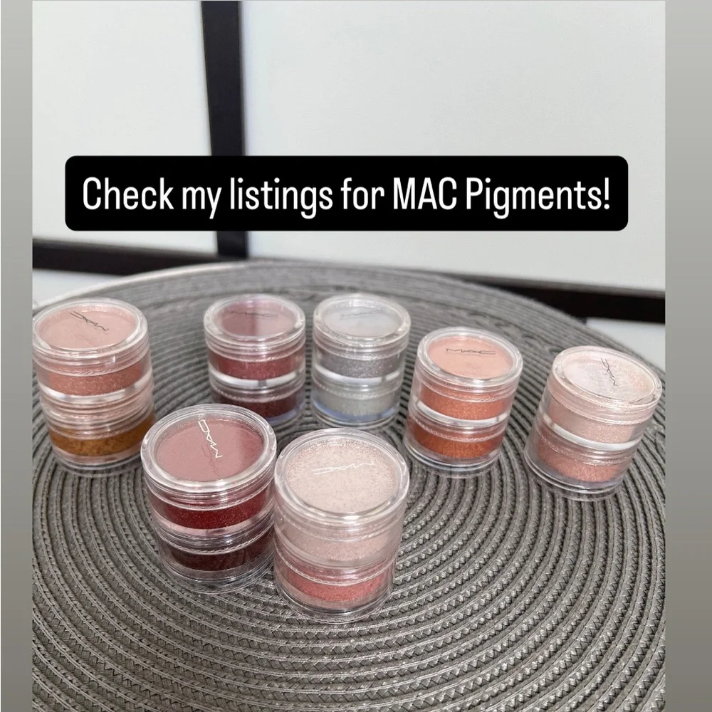 MAC Cosmetics bundle items