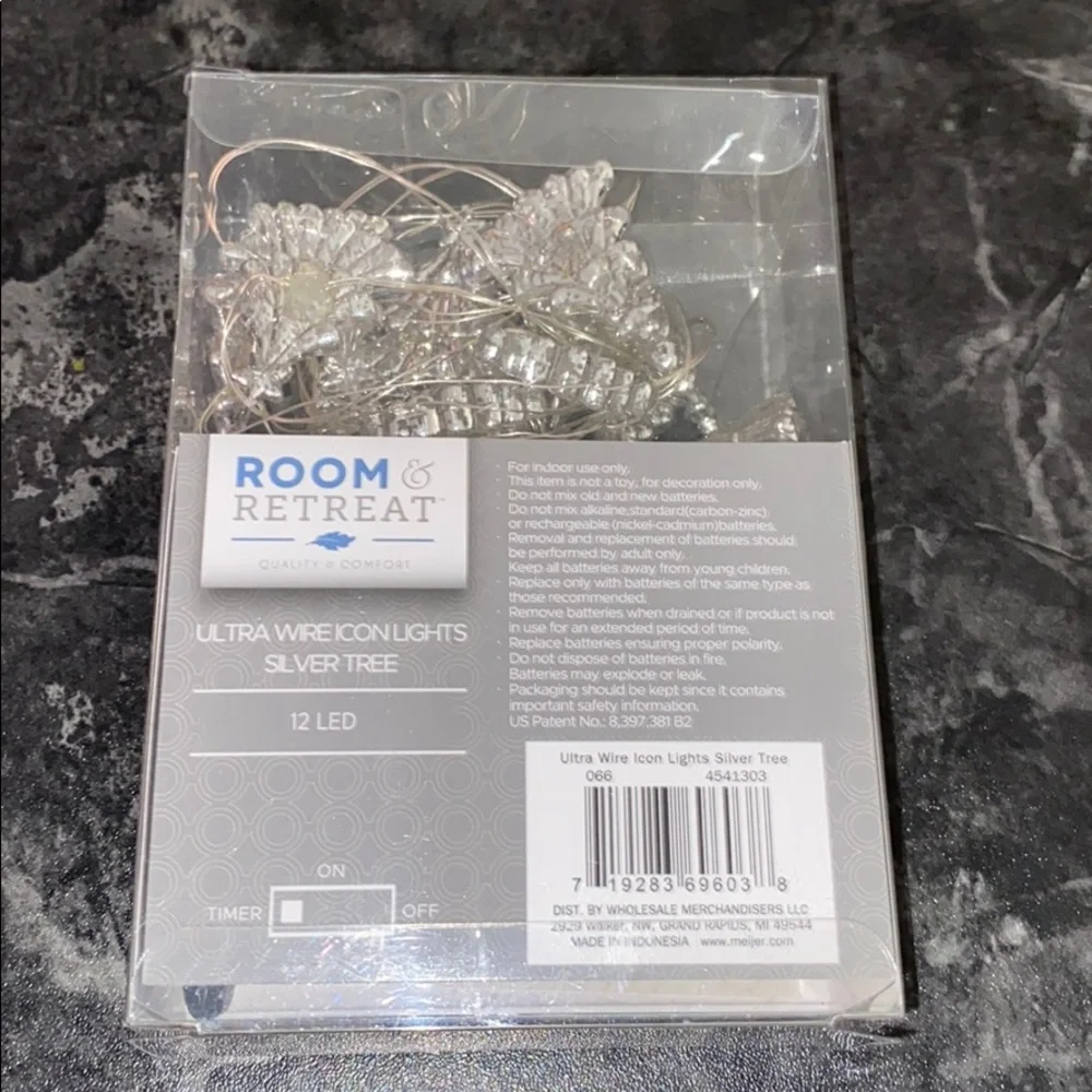 Room & Retreat new box